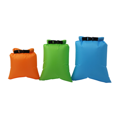 Sacchetti impermeabili in nylon di piccola capacità rosso per sport all'aperto 1.5L 2.5L 3.5L 4.5L 6L